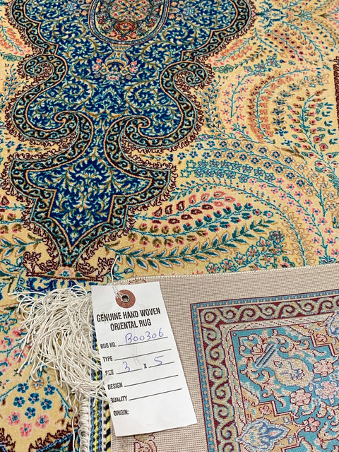 Exquisite 100% Silk Persian Design Rug – Elegant and Luxurious, size 3" x 5" (H)