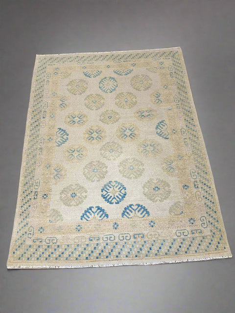 Khotan Pomegranate design Oriental Rug, size 5" x 6' 9"(D)
