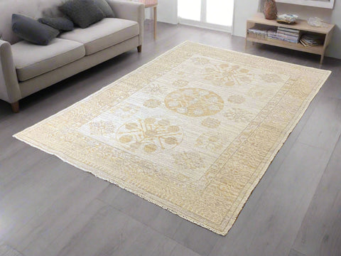 Khotan Pomegranate design Oriental Rug, size  5" x 7' 2"(D)