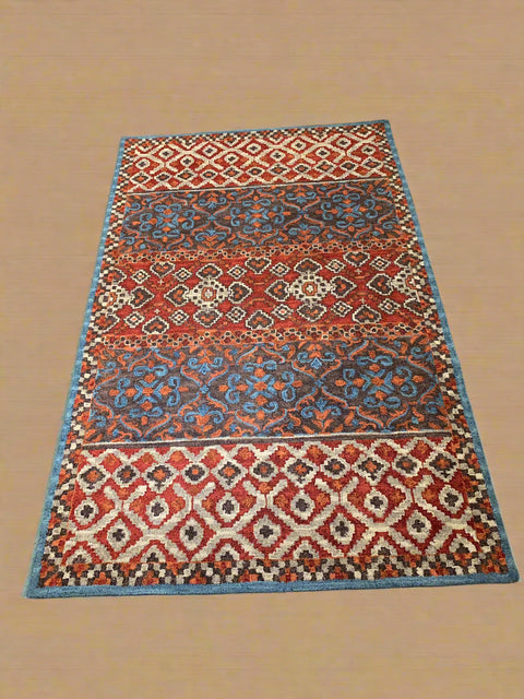 Persian-Inspired. Modern Defined. Turkish Made Rug, size 5" x 8"(O) tufted
