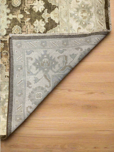 Hand-Knotted Sultanabad Vegetable-Dyed Wool Rug, 5' 9" x 8' 9"  (K)