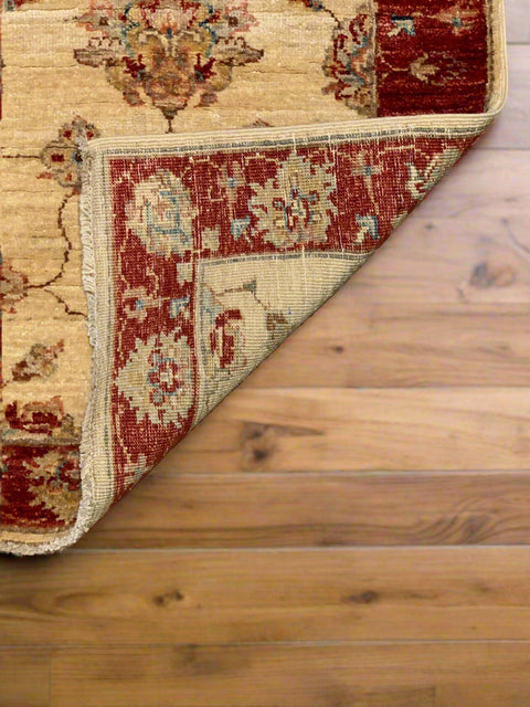 Hand-Knotted Sultanabad Vegetable-Dyed Wool Rug, 2" x 4' 9"  (K)