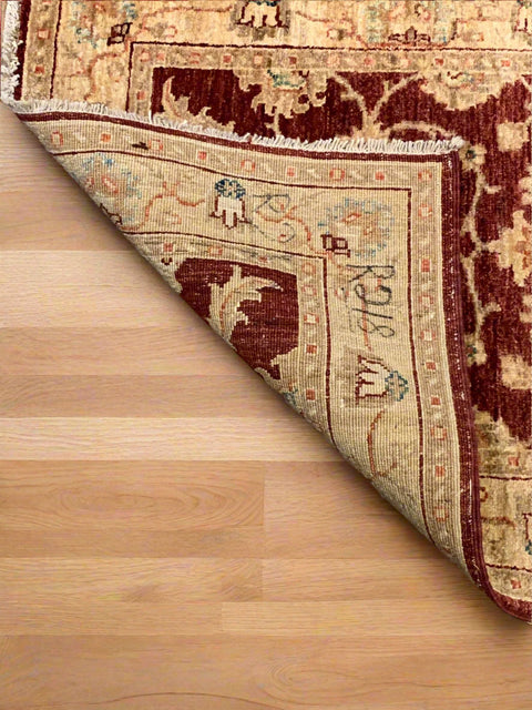 Hand-Knotted Sultanabad Vegetable-Dyed Wool Rug, 2' 6" x 8"  (K)