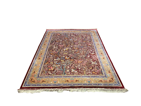 Exquisite 100% Silk Persian Design Rug – Elegant and Luxurious, size  8' 3" x 11'