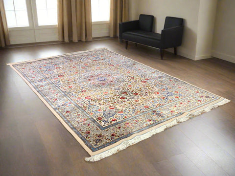 Exquisite 100% Silk Persian Design Rug – Elegant and Luxurious, size 6' 7" x 9' 10"