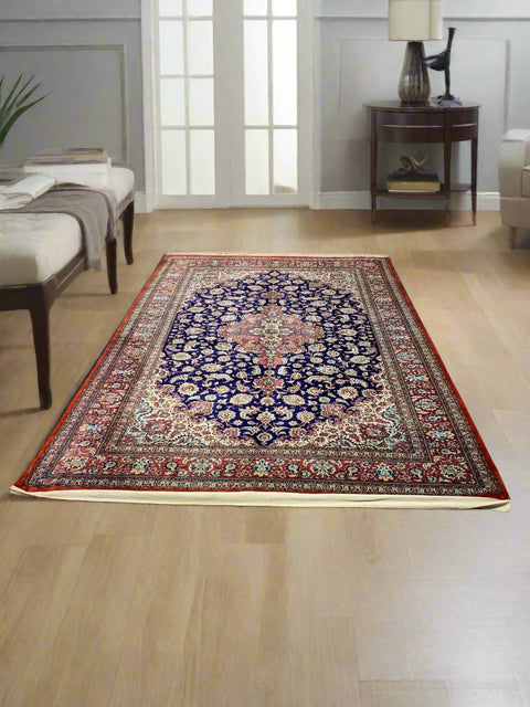 Exquisite 100% Silk Persian Design Rug – Elegant and Luxurious, size 6' 8" x 10' 1"