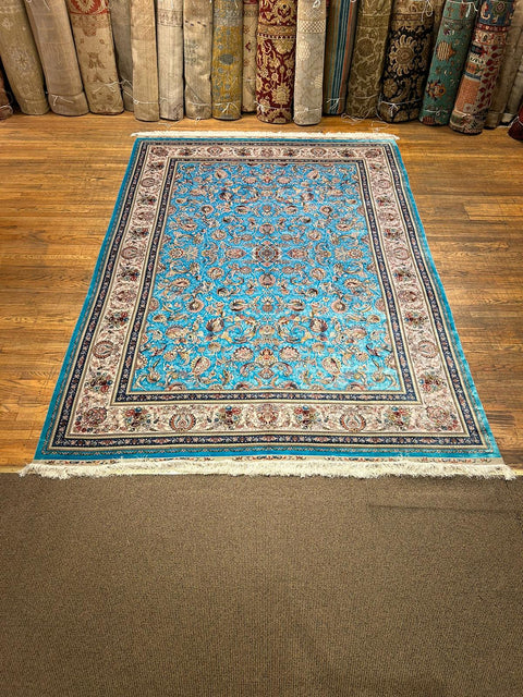 Exquisite 100% Silk Persian Design Rug – Elegant and Luxurious, size 8" x 11' 6"  (H)
