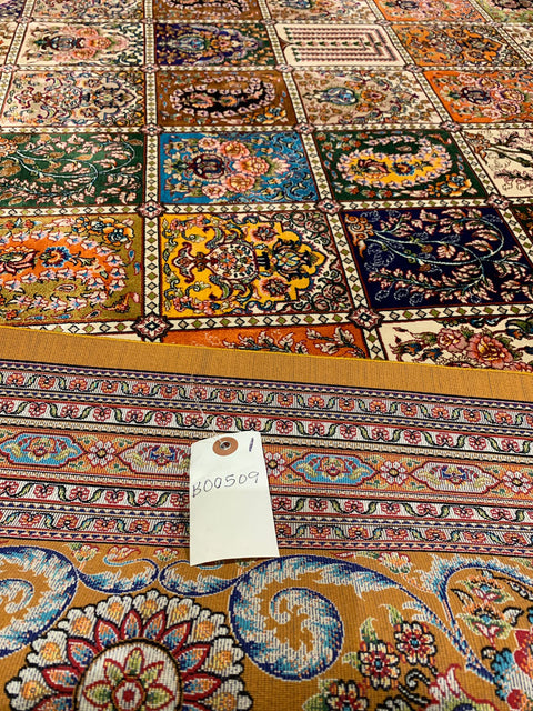 Exquisite 100% Silk Persian Design Rug – Elegant and Luxurious, size  7' x 10'