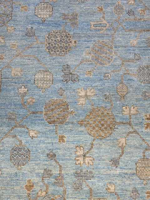 Hand-Knotted Sultanabad Vegetable-Dyed Wool Rug, 9' 6" x 13' 9"  (K)