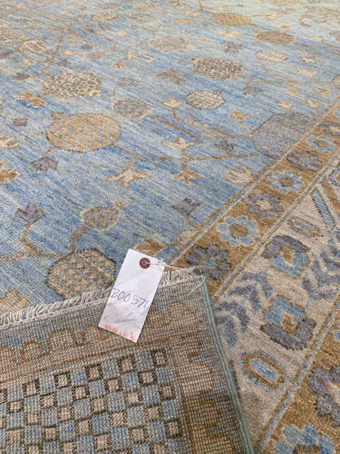 Hand-Knotted Sultanabad Vegetable-Dyed Wool Rug, 9' 6" x 13' 9"  (K)