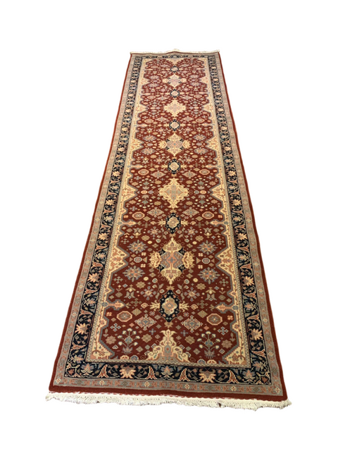 Sultanabad 100% wool Hand Made Rug - size 2' 8" x 10' 6"  (P)