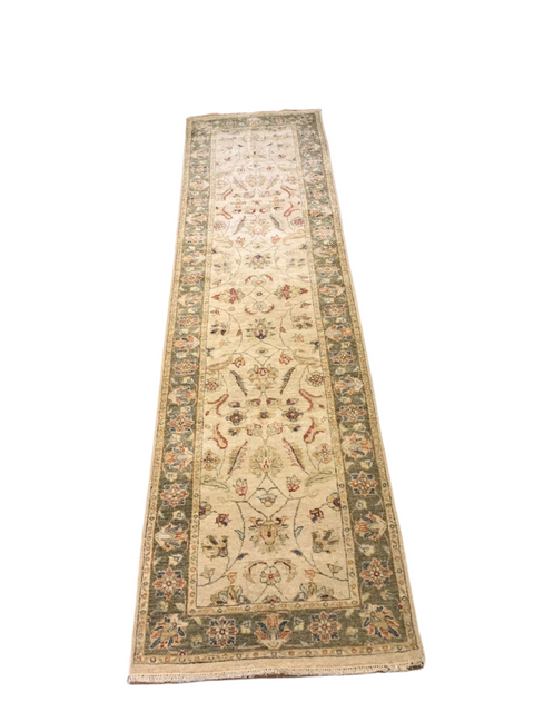 Sultanabad 100% wool Hand Made Rug - size 2' 7" x 10' 1" (P)