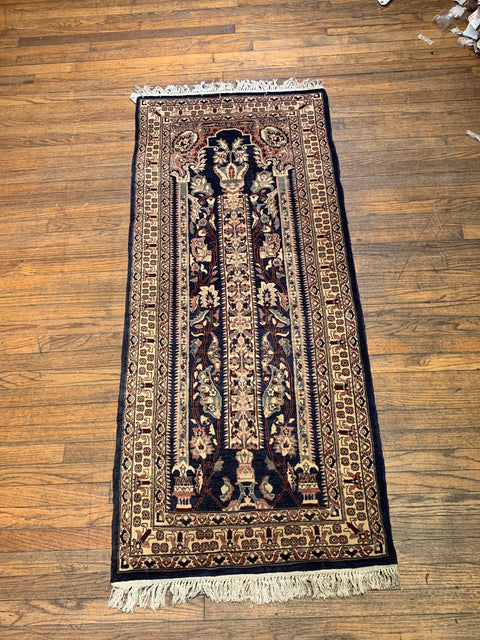 Hand-Knotted Pakistani Wool Rug, Tribal/Floral Design, 2' 5" x 5' 8" (N) Double