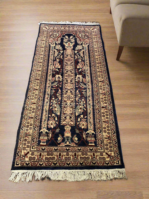 Hand-Knotted Pakistani Wool Rug, Tribal/Floral Design, 2' 5" x 5' 8" (N) Double