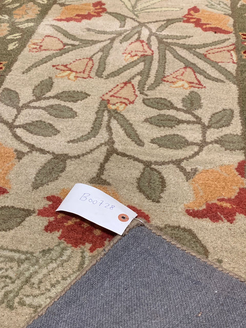 Persian-Inspired. Modern Defined. Turkish Made Rug, 2' 7" x 9' (O)