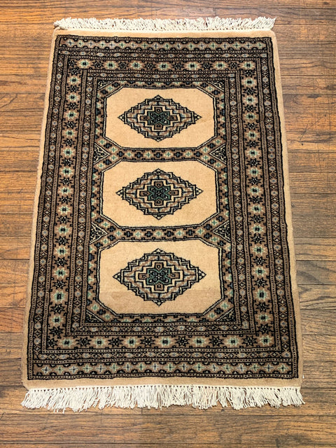 Hand-Knotted Pakistani Bokhara Rug – 100% Wool, 2' 1" x 3' 1"  (M)