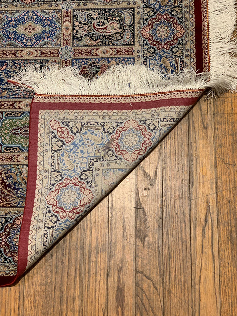 Exquisite 100% Silk Persian Bakhtiar Rug – Elegant and Luxurious, size 2' 6" x 4"