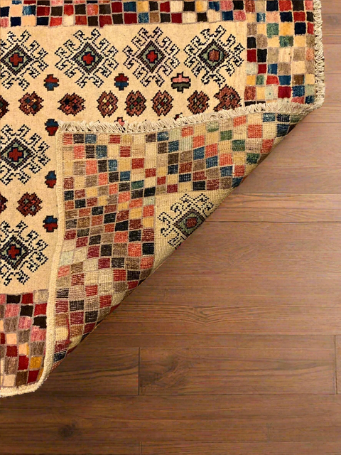 Hand-Knotted Sultanabad Vegetable-Dyed Wool Rug, 2' 7" x 4"  (K)