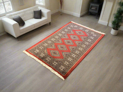 Hand-Knotted Pakistani Bokhara Rug – 100% Wool, 2' 7" x 4"  (M)