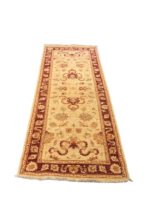 Hand-Knotted Sultanabad Vegetable-Dyed Wool Rug, 2' 8" x 7' 6" (K)