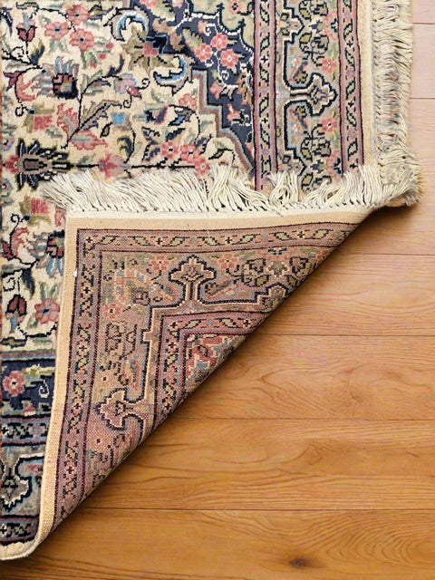 Hand-Knotted Pakistan Kashmiri Silk Wool Blend Rug, 3' 2" x 5' (E)