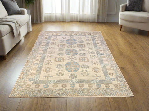 Khotan Pomegranate design Oriental Rug,  5' 9" x 9' (D)