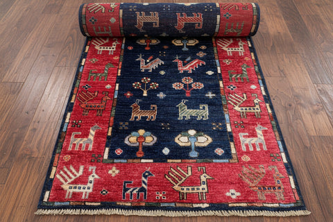 Hand-Knotted Sultanabad Vegetable-Dyed Wool Rug 2' 8" x 11' 5"