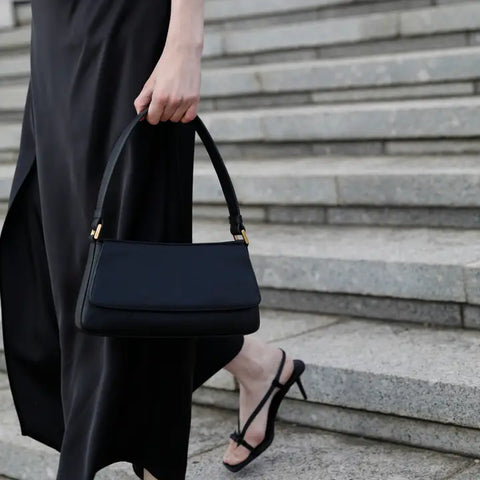Leather Handbag - Bright Lights, Big City Black