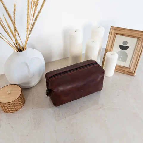 Leather Toiletry Bag - Four Past Midnight Brown