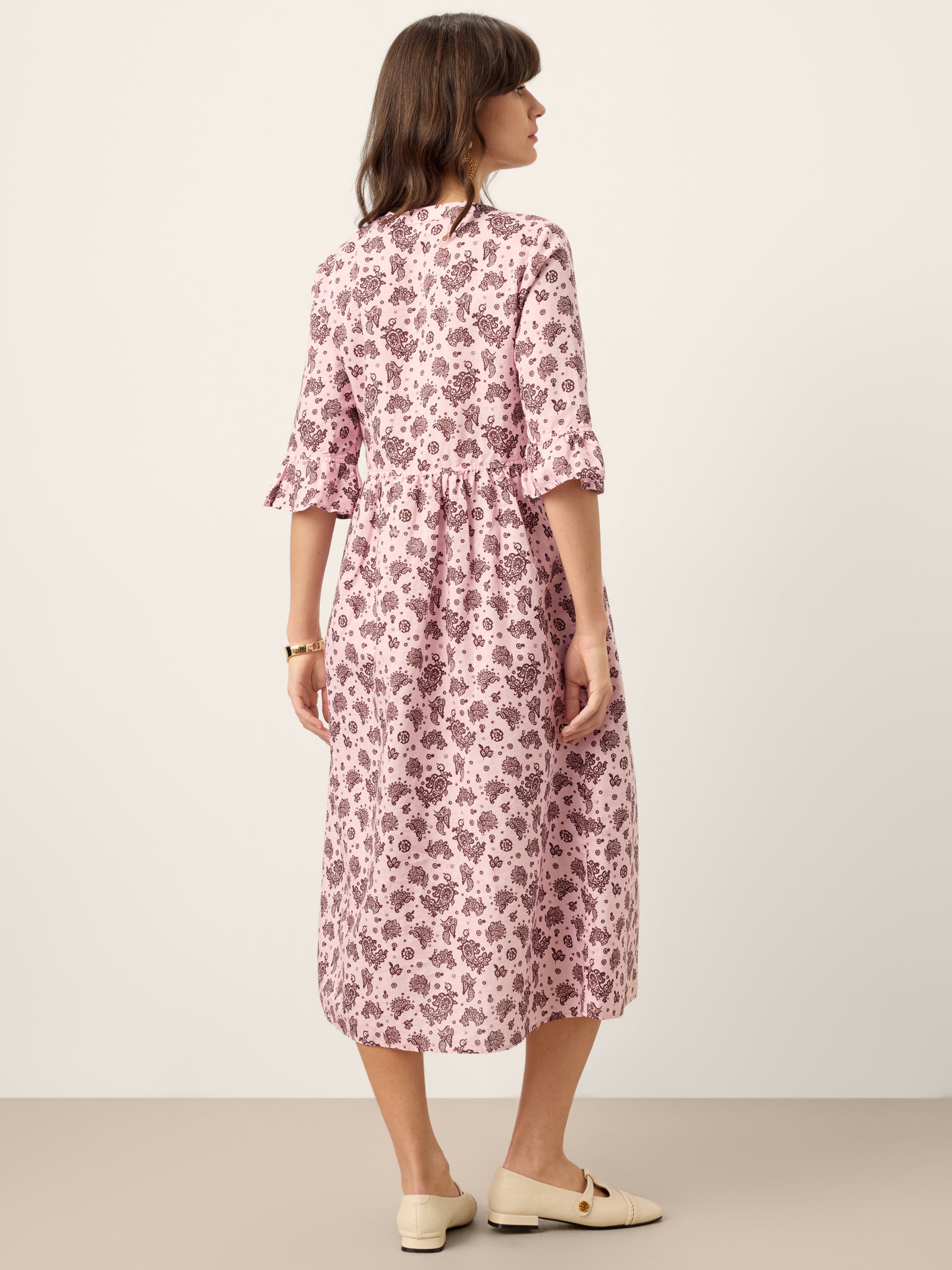 Linen Paisley Pintucked Ruffle-Cuff Maxi Dress MAELYN
