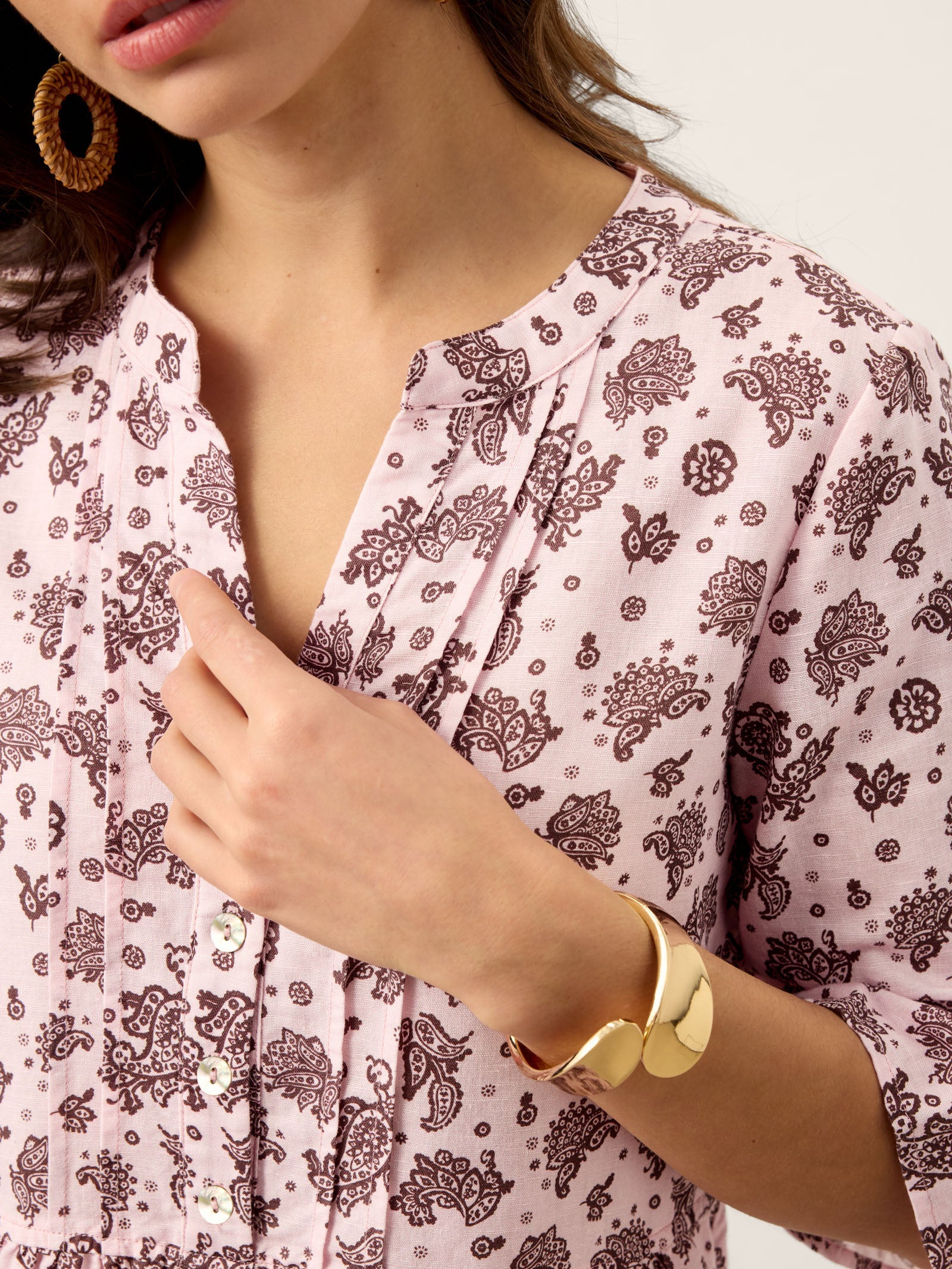 Linen Paisley Pintucked Ruffle-Cuff Maxi Dress MAELYN