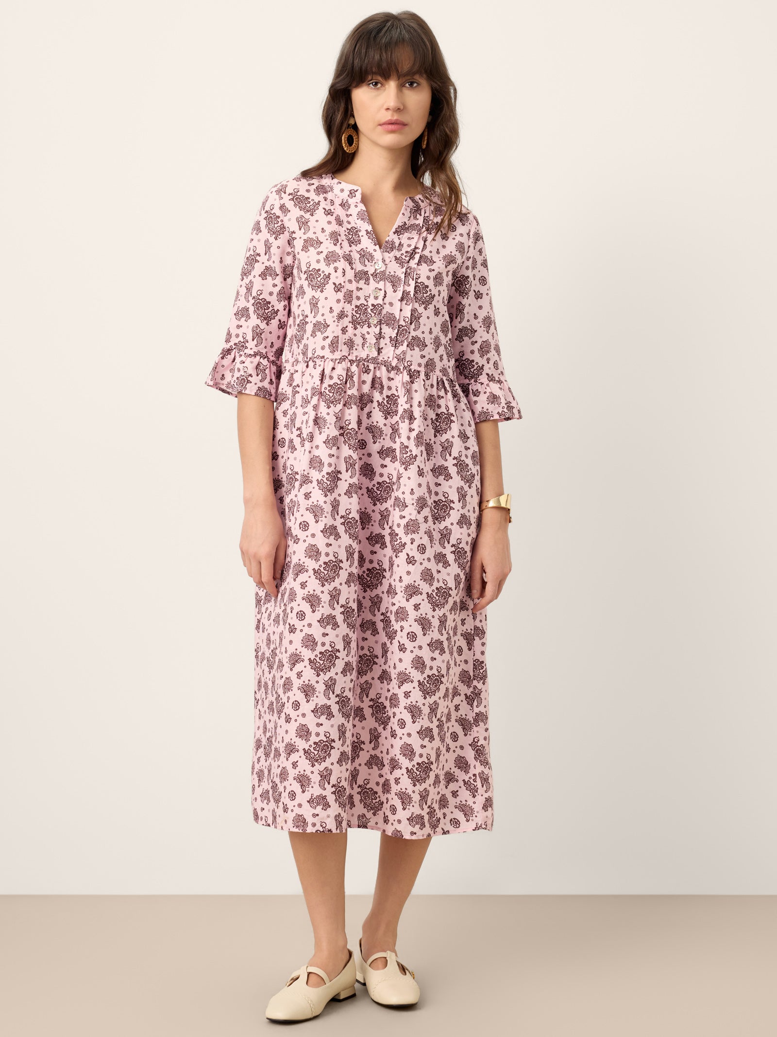 Linen Paisley Pintucked Ruffle-Cuff Maxi Dress MAELYN