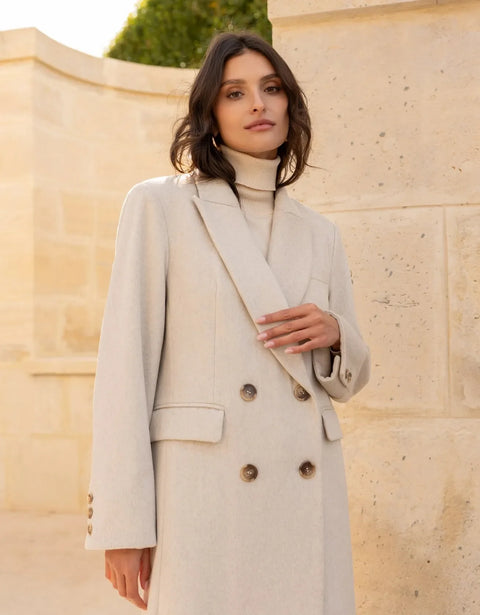Long Coat with A Straight and Structured Cut with Shoulder Pads