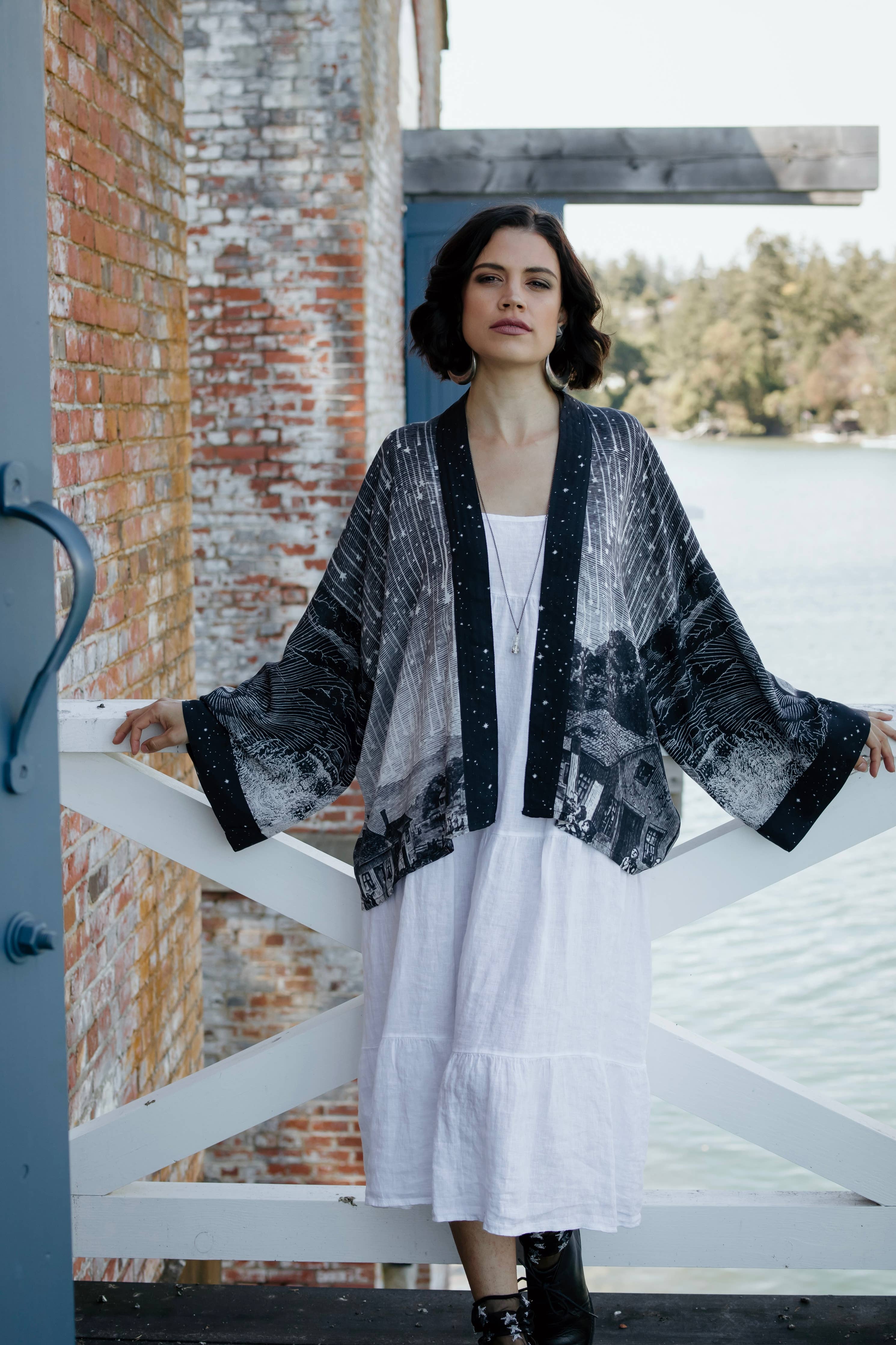 Market of Stars - Stargazer Cropped Bamboo Kimono Cardigan with Falling Stars
