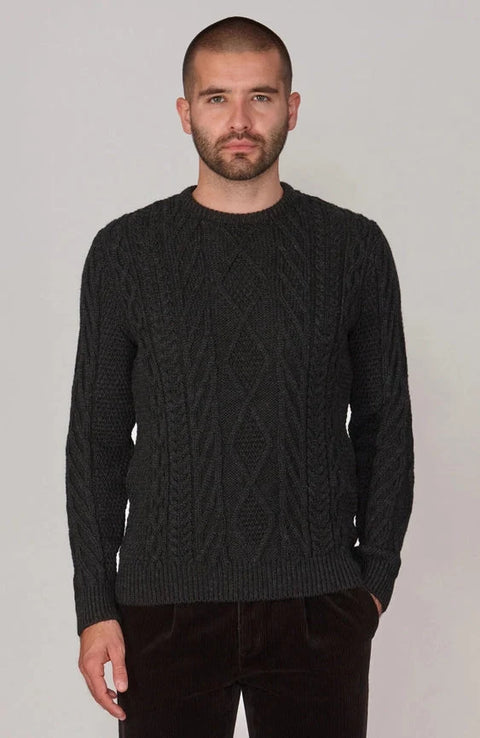 Mens Chunky Merino Wool Cable Jumper Black
