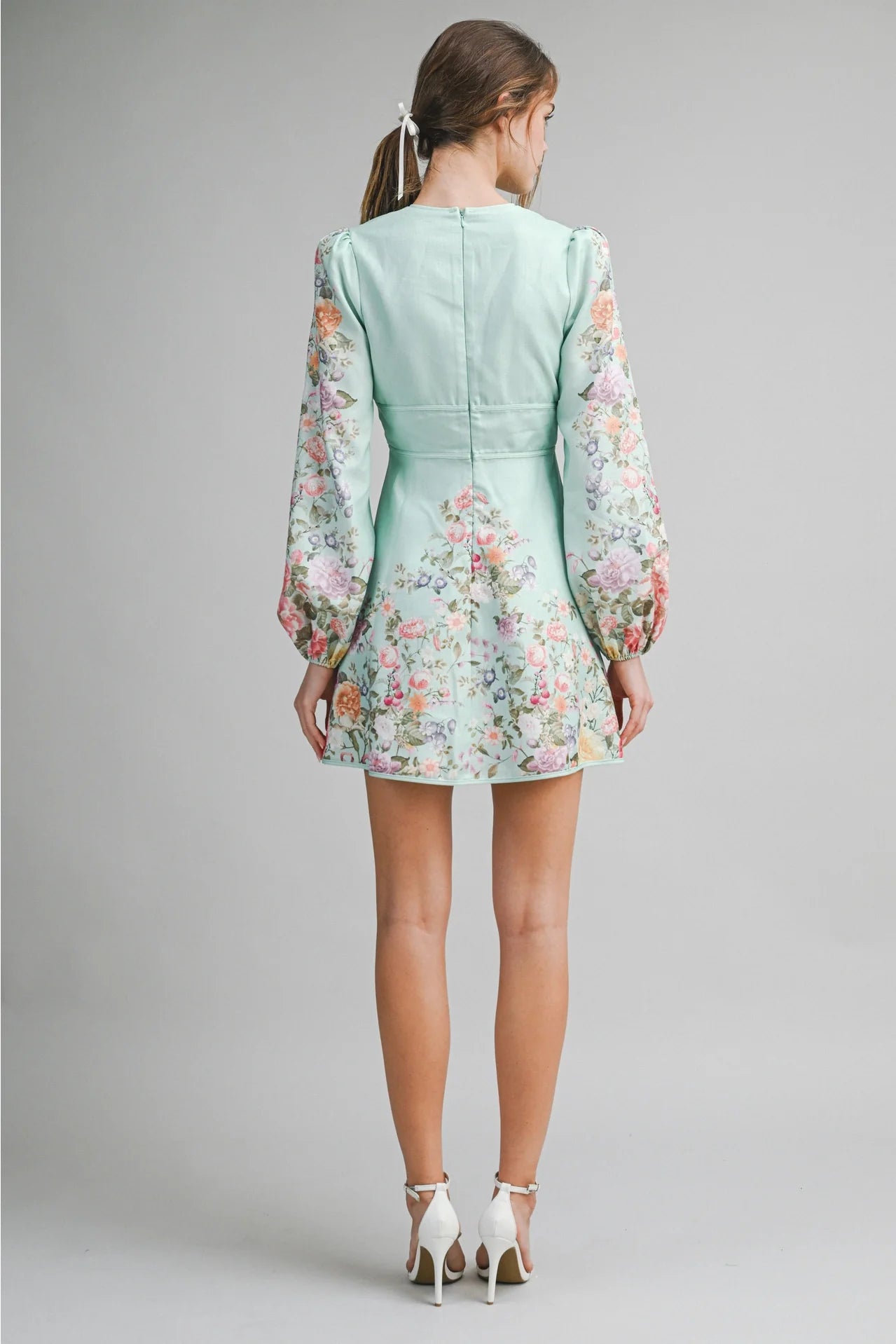 Romantic A-Line Fit & Flowy Silhouette Long Sleeve Dress
