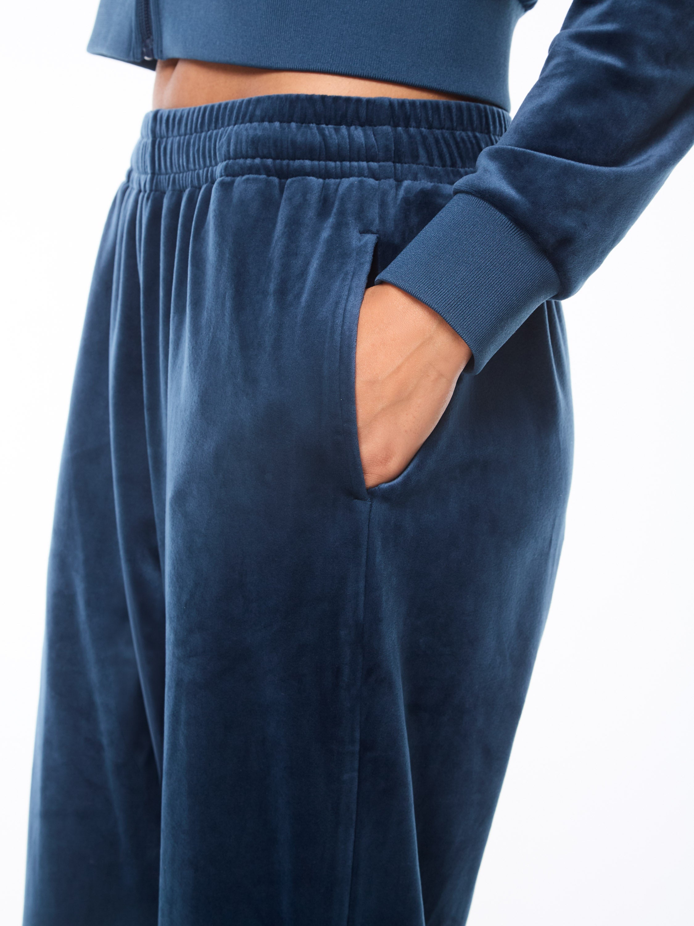 Nuvola Velour Track Pant-Key Largo
