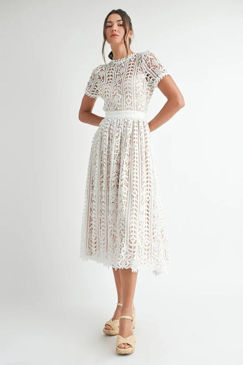 Elegant Short Sleeve Lace Midi Dress in White