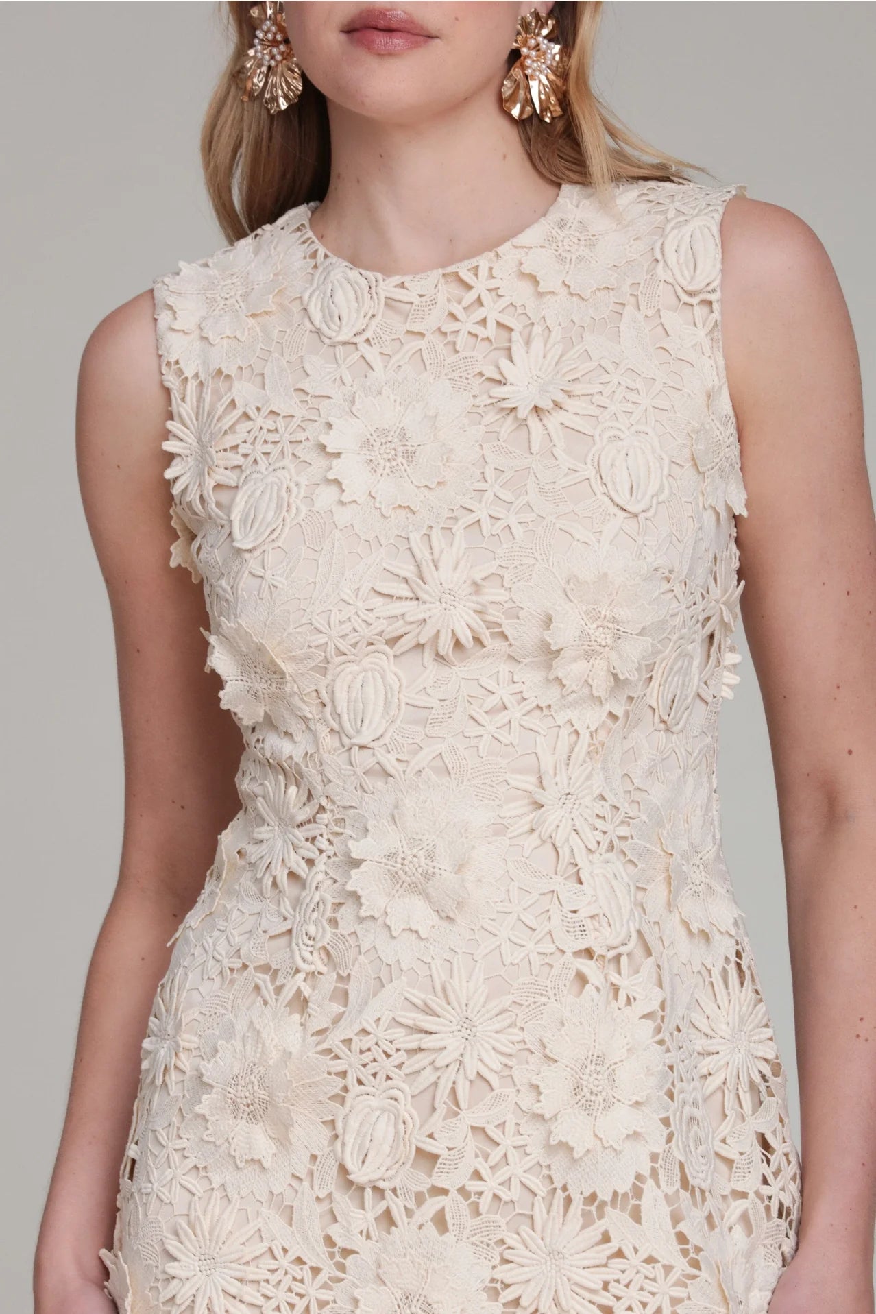 Sleeveless 3D Floral Lace Mini Dress