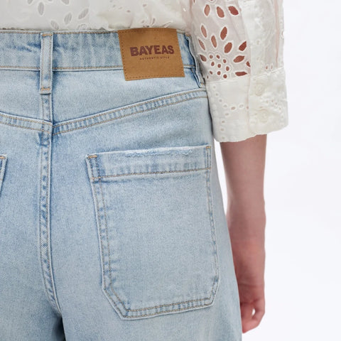 Super High Rise Rise Barrel Jeans with Finished Hem LIGHT BLUE