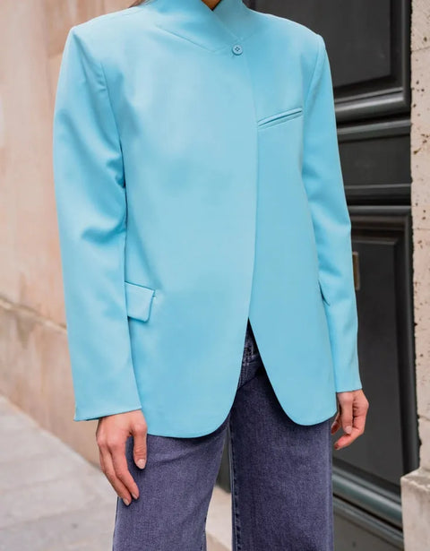 Timeless Structured Jacket with Fold-Down Officer Collar