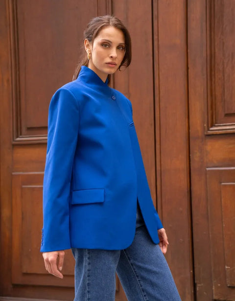 Timeless Structured Jacket with Fold-Down Officer Collar