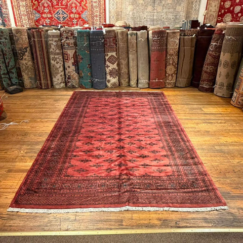 Hand-Knotted Pakistani Bokhara Rug – 100% Wool, 4'6 x 6'6