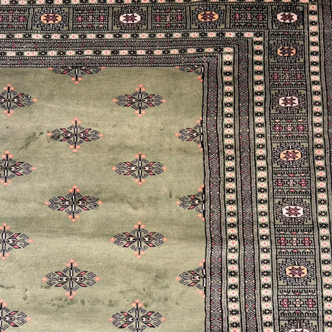 Hand-Knotted Pakistani Bokhara Rug – 100% Wool, size 9' x 12'