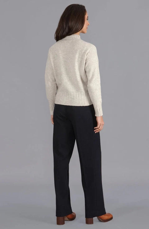 Womens Lambswool Grown On Neck Jumper Linen