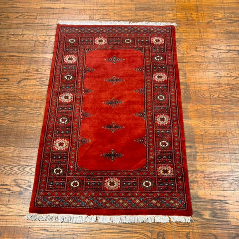 Hand-Knotted Pakistani Bokhara Rug – 100% Wool, 3' x 5'