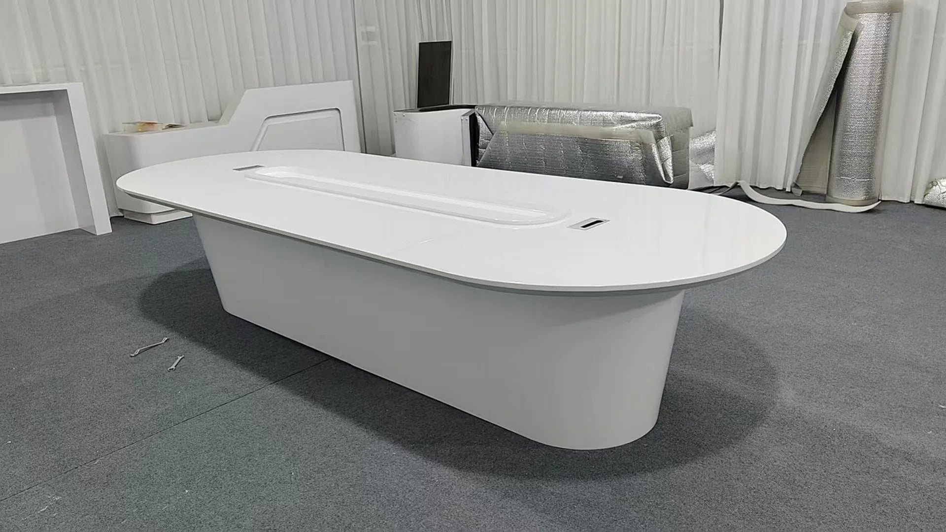 Amica · White Conference Room Table