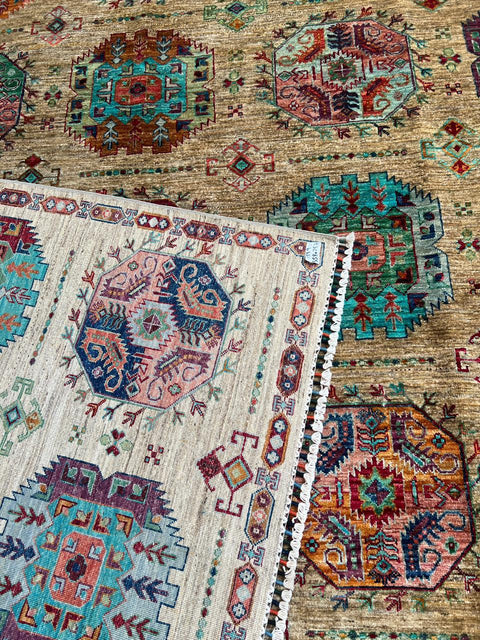 Hand knotted 100% wool Fielpa Rug 8' 4" x 11' 9"
