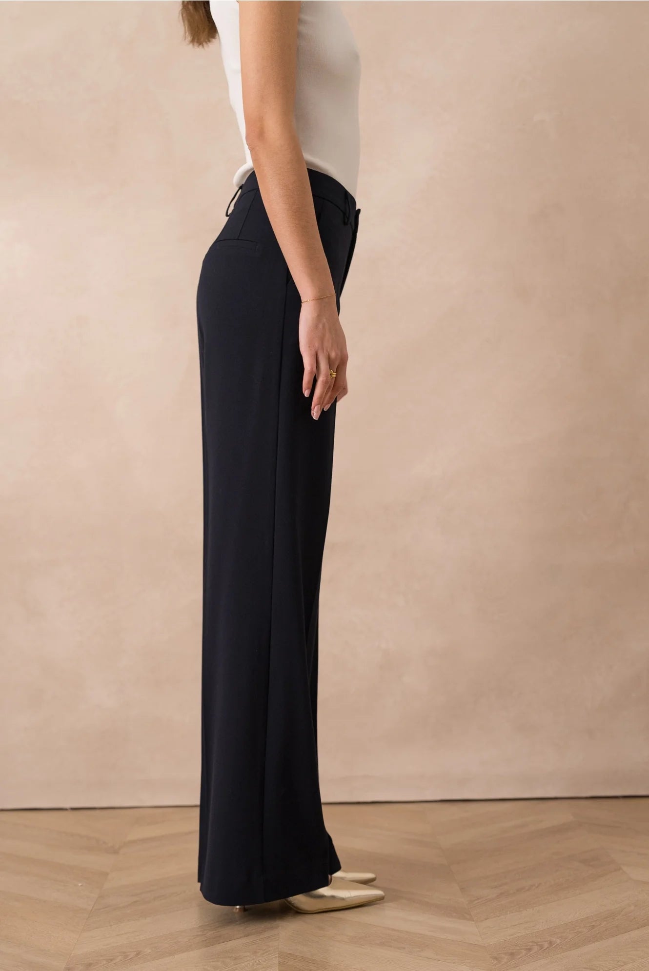 [Heather] Wide-Leg Tailored Trousers