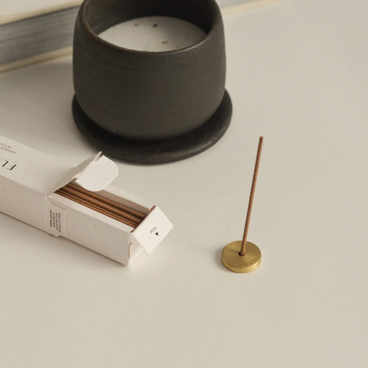 Lotus Japanese Incense Stick Set – 30 Sticks